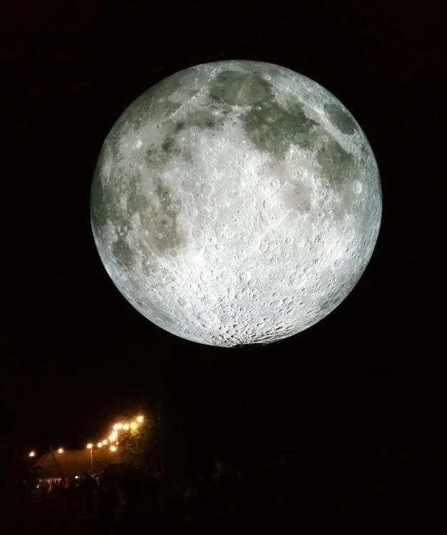 20190721_003930 moon.jpg