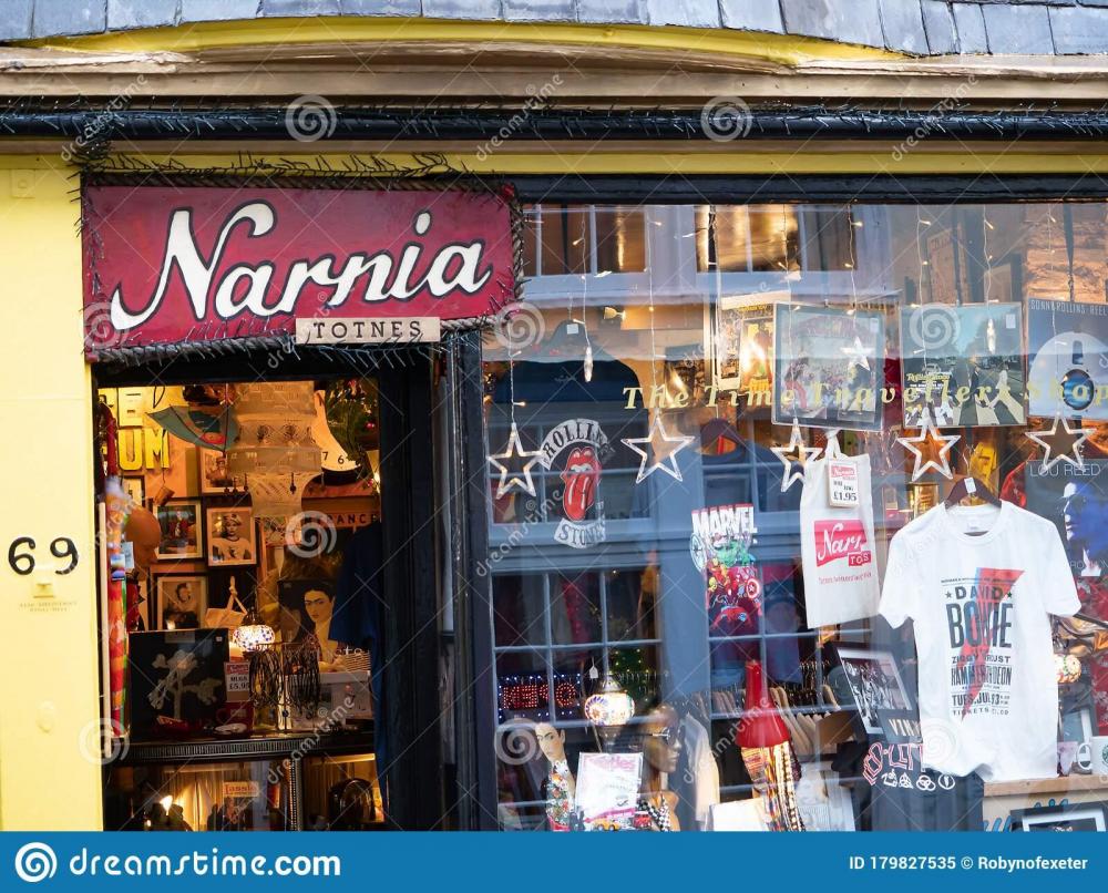 totnes-devon-uk-december-narnia-sign-over-shop-door-totnes-town-has-been-unofficially-twinned-narnia-many-years-179827535.thumb.jpg.7350ae2b37292a7591e4dba71cad06e8.jpg