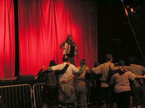 cabaret - Jason Webley @ Glastonbury Festival 2004