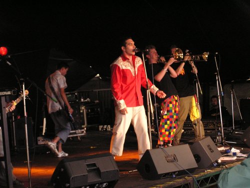 The Love Spuds @ GuilFest 2004