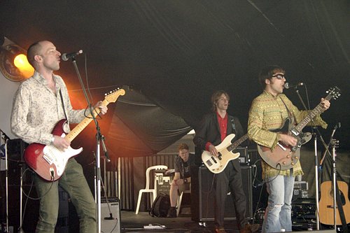 The Red Kites @ GuilFest 2004