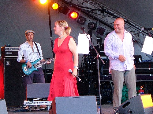 Alice Russell featuring TM Juke @ The Big Chill 2005