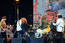 Robert Plant And The Band Of Joy