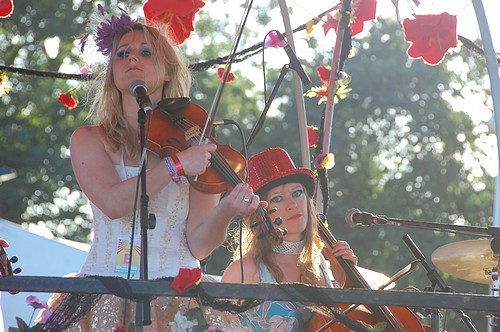 The BeauBowBelles @ Babylon Bandstand @ Glastonbury Festival 2011