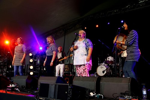 Fishwives Choir @ Cornbury Music Festival 2015