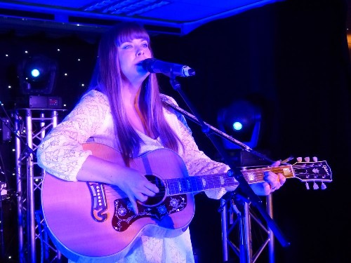 Lucy Kitchen @ Glastonbury Festival Emerging Talent Competition 2015