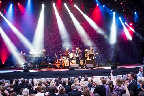 Elvis Costello: Henley Festival 2016